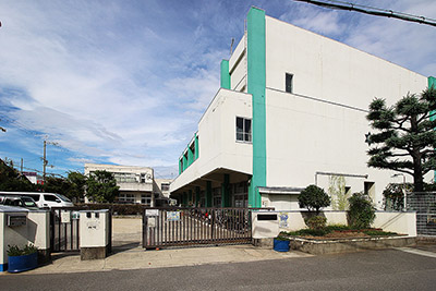 富田林市立喜志小学校