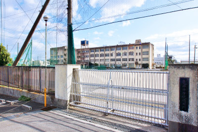 亀井小学校